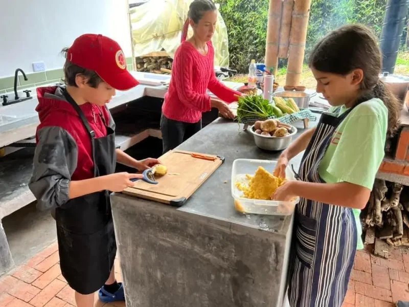 TRADITIONAL COLOMBIAN COOKING WORKSHOP